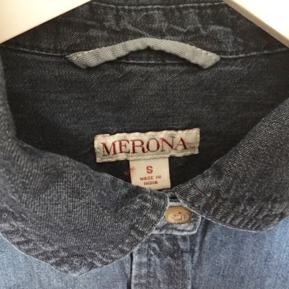 MERONA Jean Button Down Shirt With Front Pocket Detail Denim Blue Size Small - Picture 9 of 10